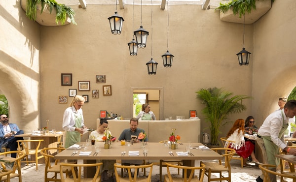 DoorDash Introduces One-of-a-Kind Dining Experience: Sand CastleDonna 