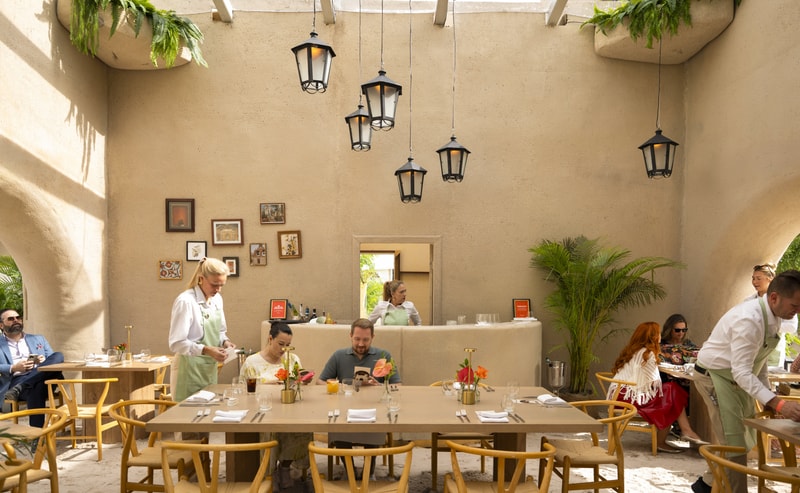DoorDash Introduces One-of-a-Kind Dining Experience: Sand CastleDonna 