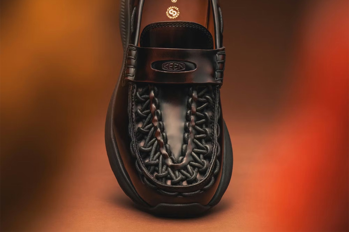 KEEN UNEEK Loafer WK “Cordovan” KEEN.CURVE