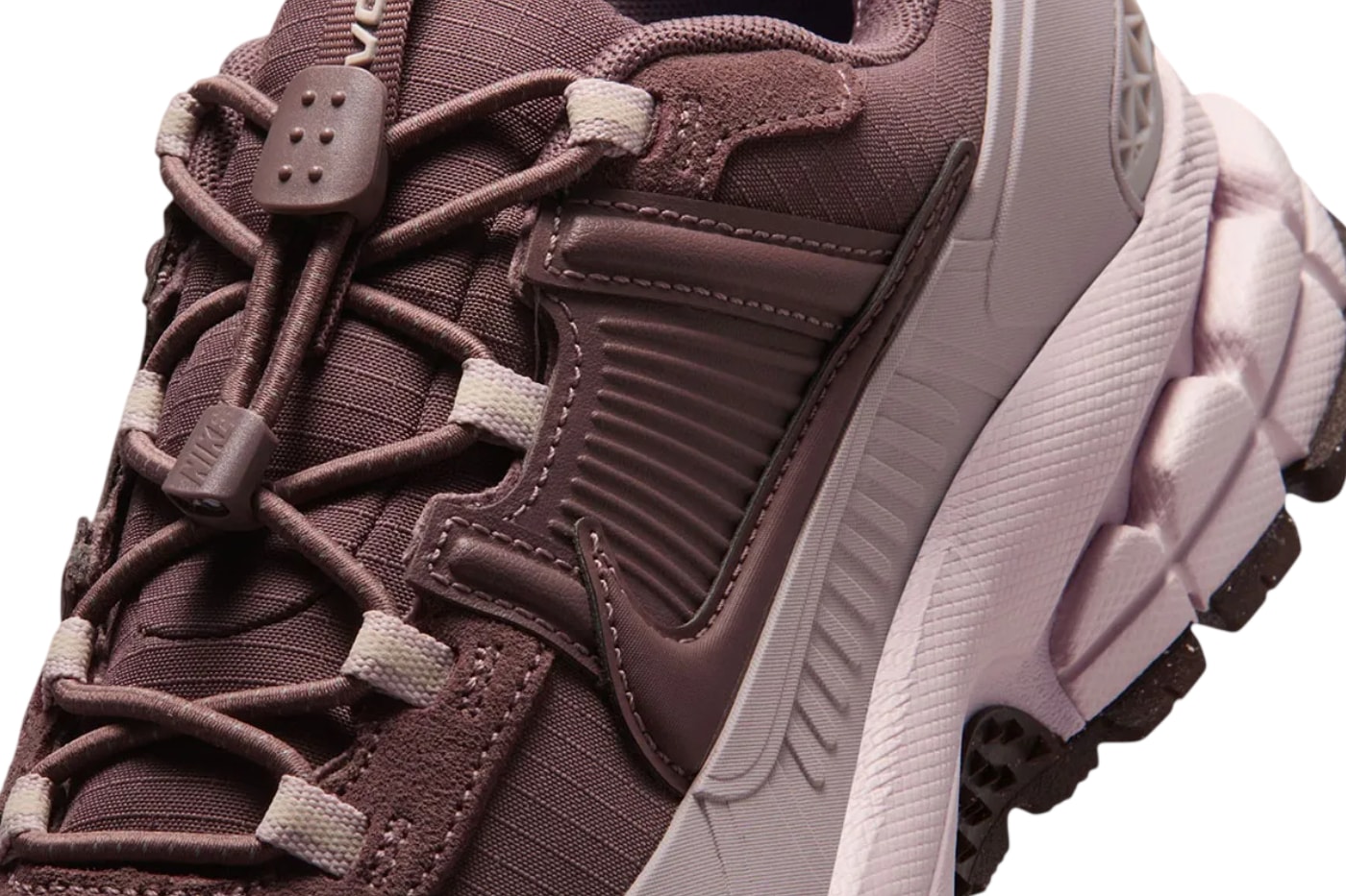 Nike Zoom Vomero 5 Roam “Particle Rose Tattoo/Particle Rose/Silt Red/Tattoo HQ2181-501 Release Info