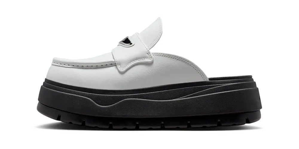 Jordan Brand Expands Its Air Jordan Mule Lineup With “Summit White/Black”
