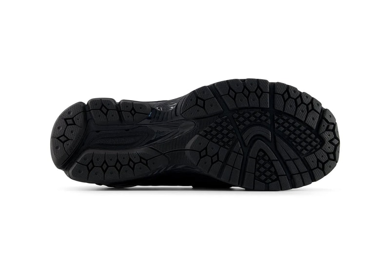 Official Look at the New Balance 1906L "Black/Angora" U19068G9 sneaker loafer 