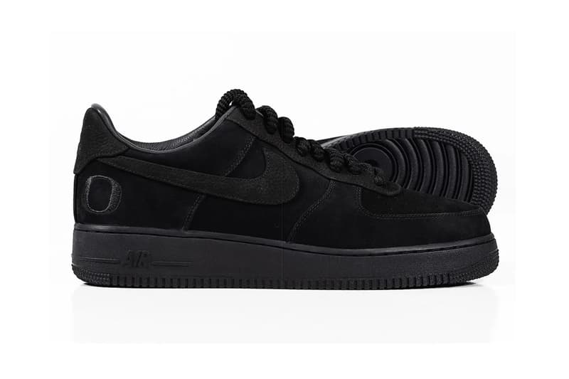 Oregon Ducks Unveil Exclusive Nike Air Force 1 "Stealth Premium" PE football player exclusive swoosh af1 all-black