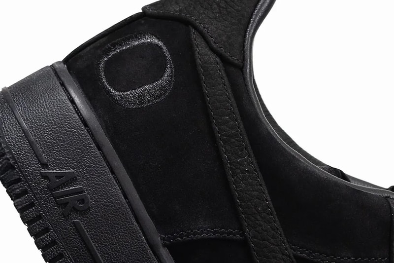 Oregon Ducks Unveil Exclusive Nike Air Force 1 "Stealth Premium" PE football player exclusive swoosh af1 all-black