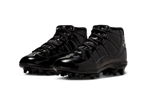 Air Jordan 11 TD Cleats Receives "Black Patent" Iteration HM7324-001 Black/Anthracite-Metallic Silver football jordan brand triple black