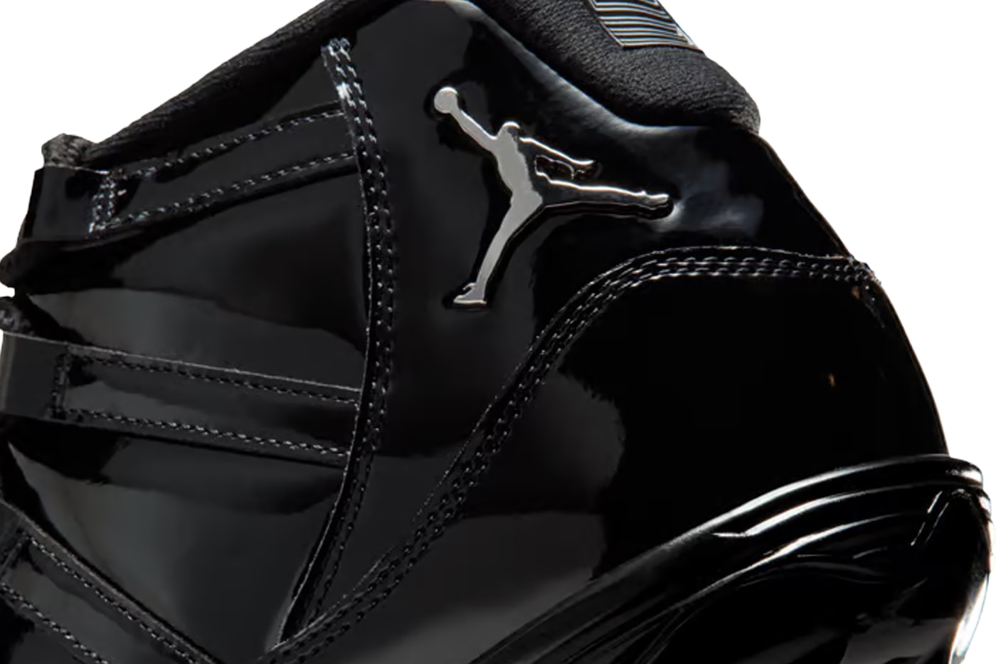 Air Jordan 11 TD Cleats Receives "Black Patent" Iteration HM7324-001 Black/Anthracite-Metallic Silver football jordan brand triple black