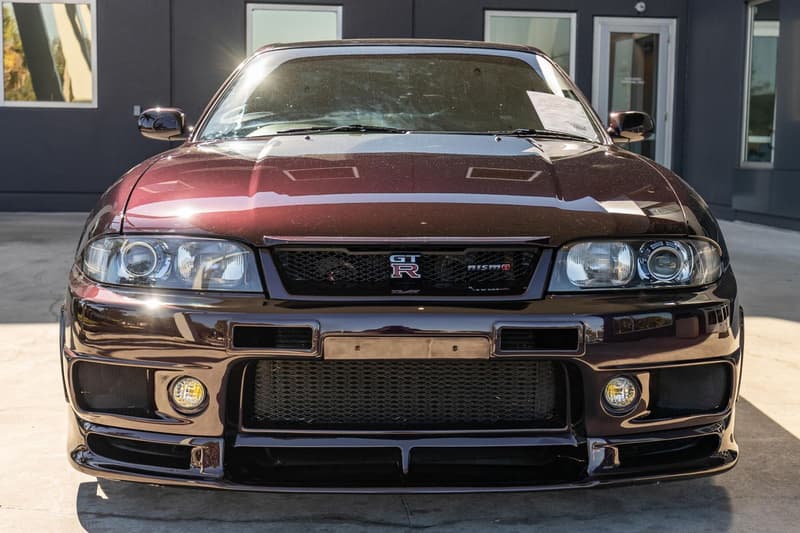 Rare R33 Nissan Skyline GT-R NISMO S1 Hits Auction in Iconic Midnight Purple godzilla nismo s1-spec