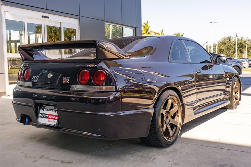 Rare R33 Nissan Skyline GT-R NISMO S1 Hits Auction in Iconic Midnight Purple godzilla nismo s1-spec
