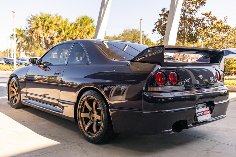 Rare R33 Nissan Skyline GT-R NISMO S1 Hits Auction in Iconic Midnight Purple godzilla nismo s1-spec