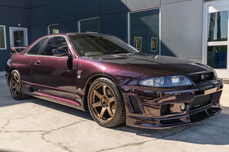 Rare R33 Nissan Skyline GT-R NISMO S1 Hits Auction in Iconic Midnight Purple godzilla nismo s1-spec