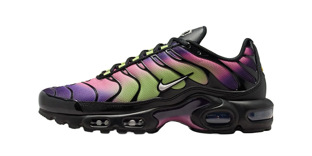 Nike Air Max Plus “Black/Purple Dynasty” Captures the Spirit of the Northern Lights