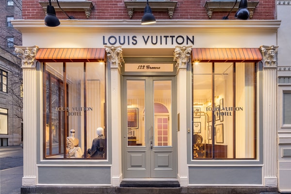 Louis Vuitton Monogram 130 Years anniversary celebration Soho new york Pop Up space info
