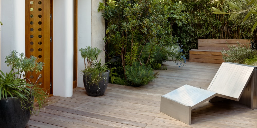 Japanese Minimalism Meets French Elegance in This Parisian Home