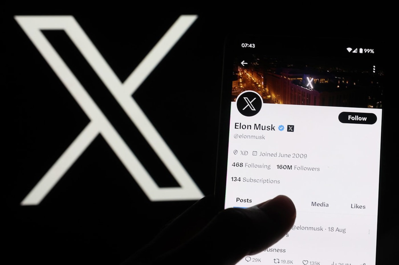 Elon Musk announces plan to open-source X recommendation algorithm with recurring code updates and developer notes
