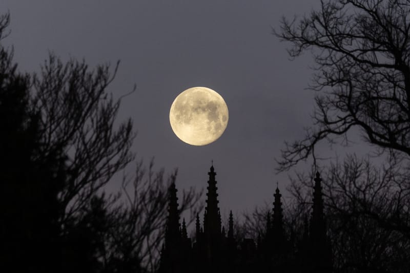 China’s LTE440 Software Sets First Standard for Moon Time