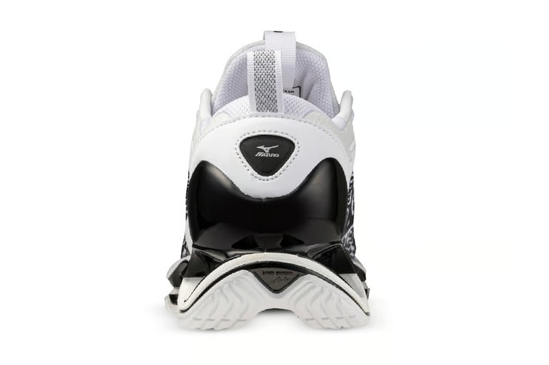 Mizuno Wave Prophecy 13.2 White/Black D1GA261304-WHT Official Images