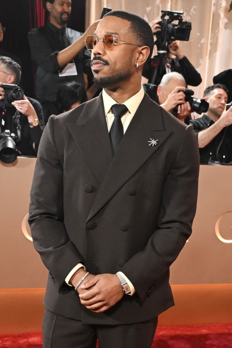 Wrist Check Michael B. Jordan in Vintage Patek Philippe Platinum Diamond-Ser “Hour Glass” ref-1593P Watch Golden Globes 2026