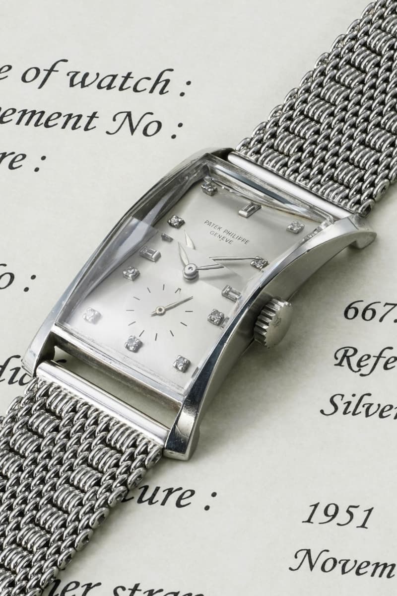 Wrist Check Michael B. Jordan in Vintage Patek Philippe Platinum Diamond-Ser “Hour Glass” ref-1593P Watch Golden Globes 2026