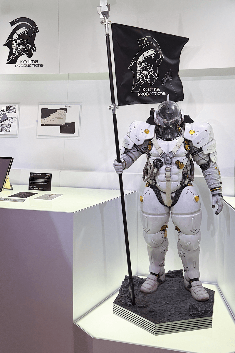 Coolest Gaming Tech Unveiled CES 2026 razer project ava corsair galleon 100 sd keyboard 8bitdo flip pad onexplayer onexfly apex gamesir hypermind modular controller hyperx neurable headset nvidia dlss 4.5 volkswagen sony afeela gaming cabin lenovo legion pro rollable concept asus rog flow z13-kjp ASUS ROG Zephyrus Duo XREAL ASUS ROG R1