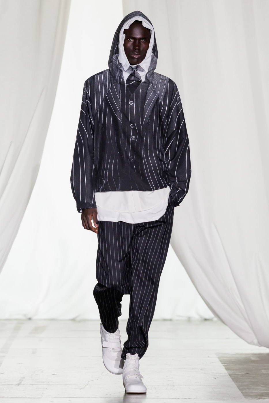 Saul Nash fall winter fw26 masquerade Collection Runway milan fashion week