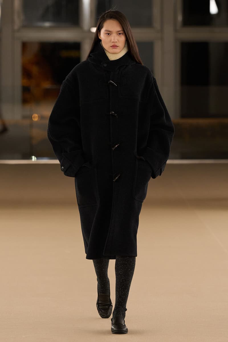AURALEE Fall/Winter 2026 Paris Fashion Week Runway Collection ryota iwai minimalism japanese brand