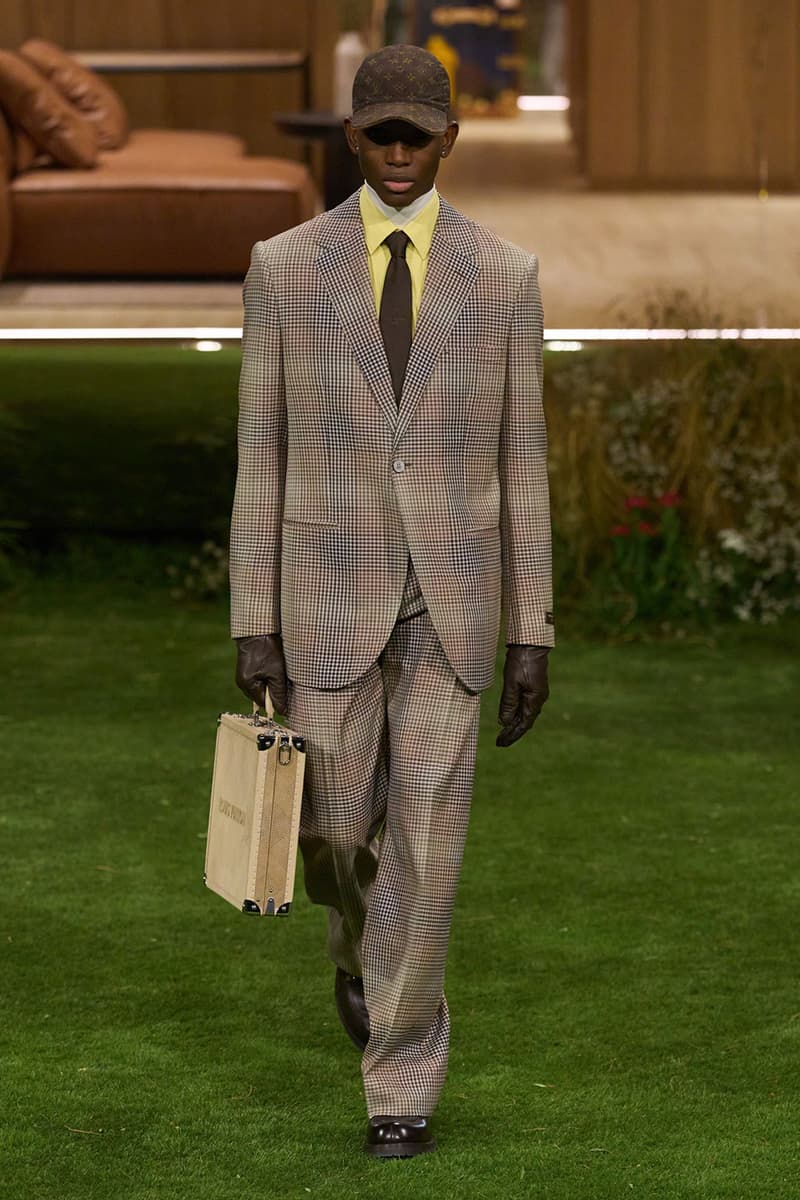 Pharrell Louis Vuitton Fall/Winter 2026 Menswear Paris Fashion Week Runway Collection slippers leather Pharrell's Louis Vuitton FW26 Menswear Collection Reimagines the Architecture of the Inhabited Uniform