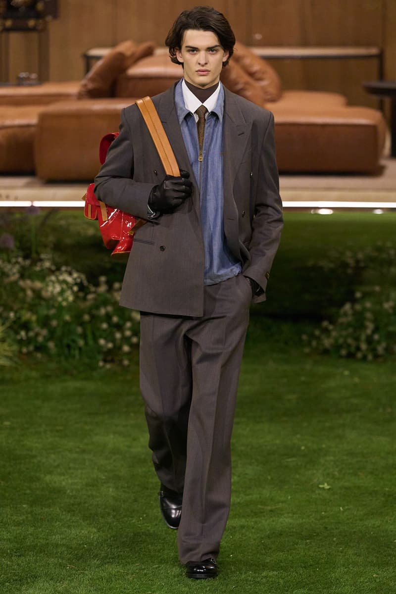 Pharrell Louis Vuitton Fall/Winter 2026 Menswear Paris Fashion Week Runway Collection slippers leather Pharrell's Louis Vuitton FW26 Menswear Collection Reimagines the Architecture of the Inhabited Uniform