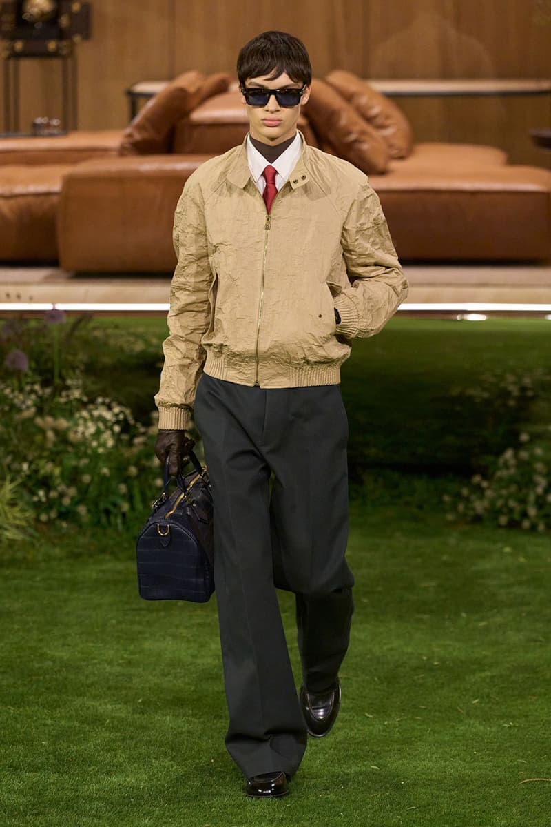 Pharrell Louis Vuitton Fall/Winter 2026 Menswear Paris Fashion Week Runway Collection slippers leather Pharrell's Louis Vuitton FW26 Menswear Collection Reimagines the Architecture of the Inhabited Uniform