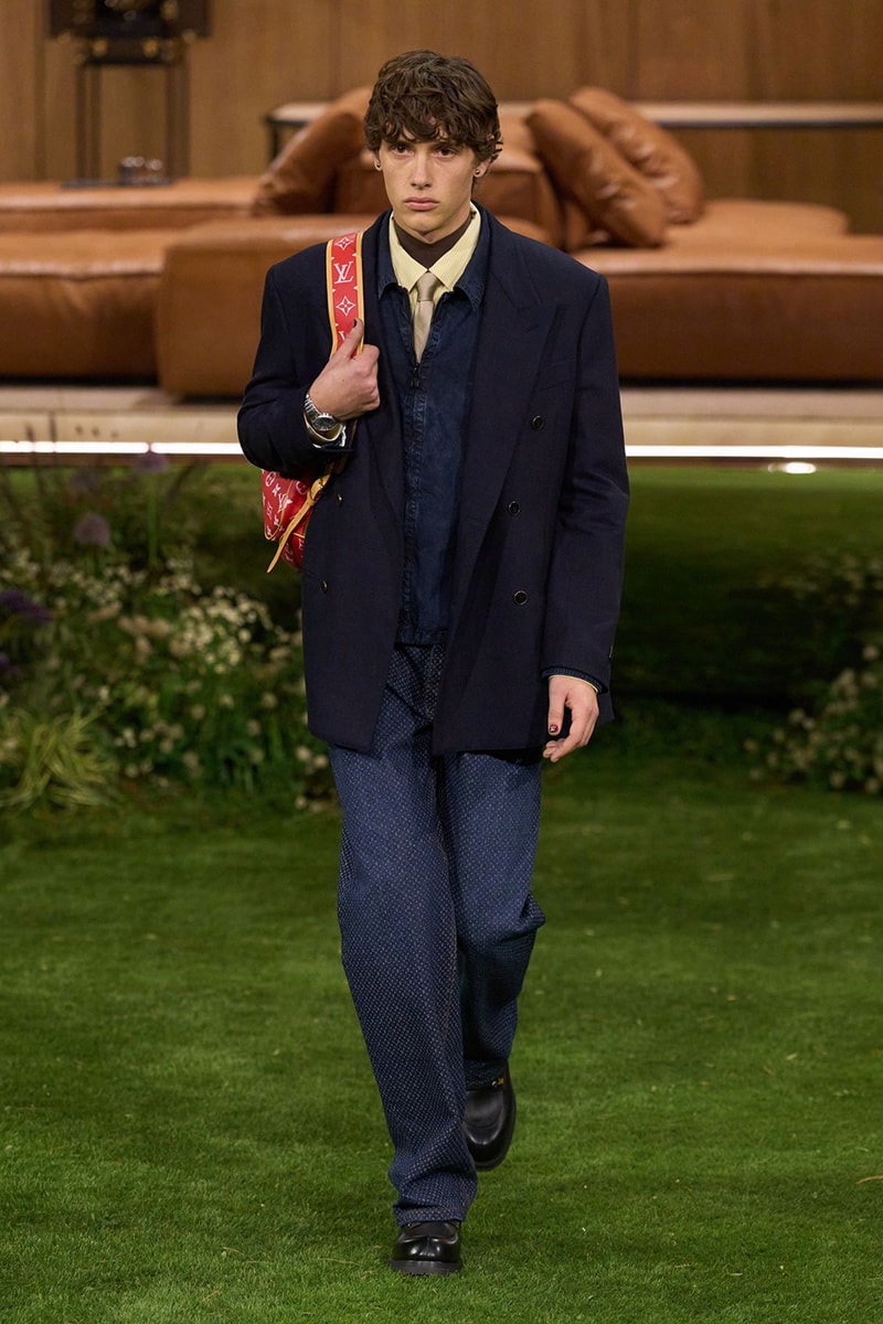 Pharrell Louis Vuitton Fall/Winter 2026 Menswear Paris Fashion Week Runway Collection slippers leather Pharrell's Louis Vuitton FW26 Menswear Collection Reimagines the Architecture of the Inhabited Uniform