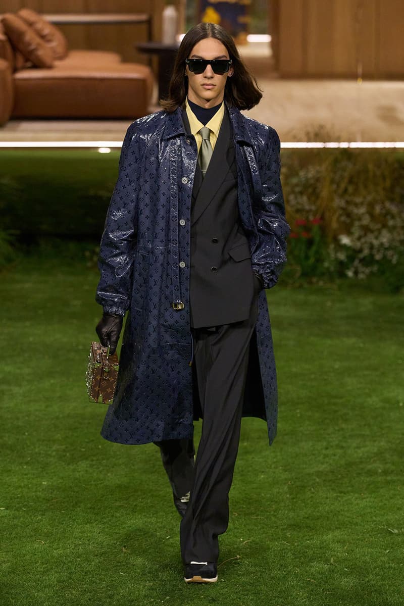 Pharrell Louis Vuitton Fall/Winter 2026 Menswear Paris Fashion Week Runway Collection slippers leather Pharrell's Louis Vuitton FW26 Menswear Collection Reimagines the Architecture of the Inhabited Uniform