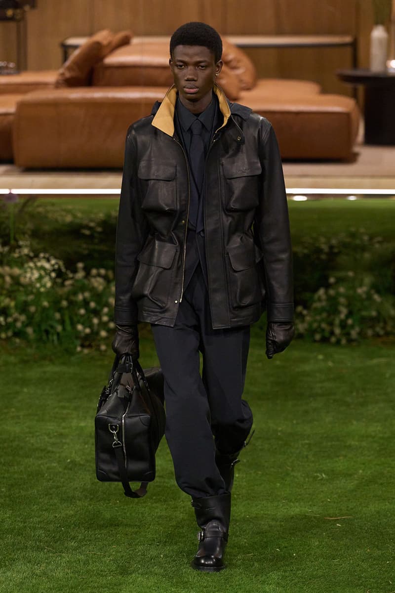 Pharrell Louis Vuitton Fall/Winter 2026 Menswear Paris Fashion Week Runway Collection slippers leather Pharrell's Louis Vuitton FW26 Menswear Collection Reimagines the Architecture of the Inhabited Uniform