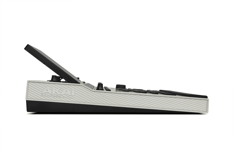 Akai MPC XL Standalone Music Production alphatheta serato andy mac j dilla native instruments daw 