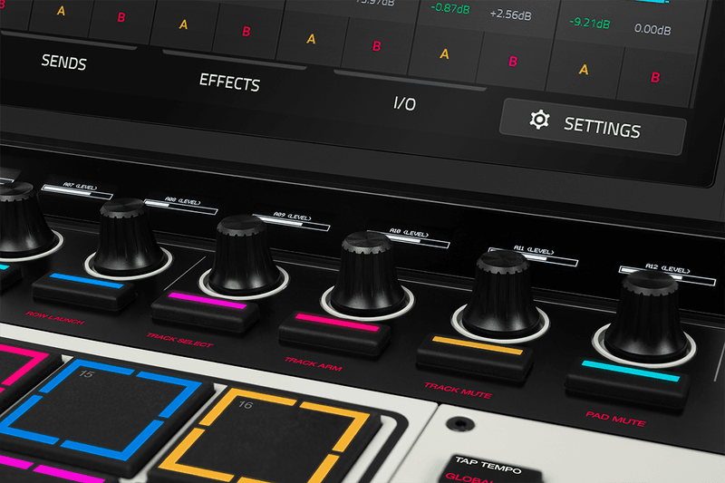 Akai MPC XL Standalone Music Production alphatheta serato andy mac j dilla native instruments daw 