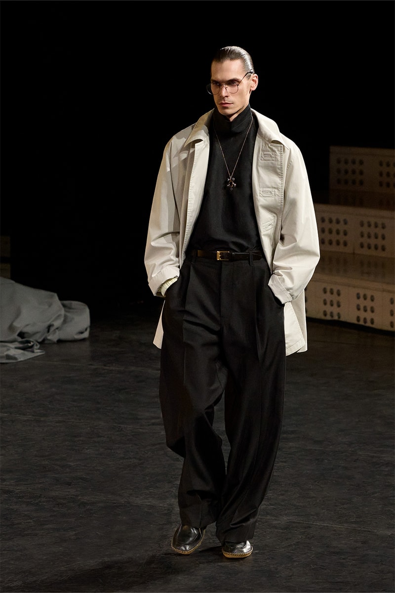 Lemaire Fall/Winter 2026 Paris Fashion Week Runway Collection Lemaire FW26 Is a Theatrical Metamorphosis of Form