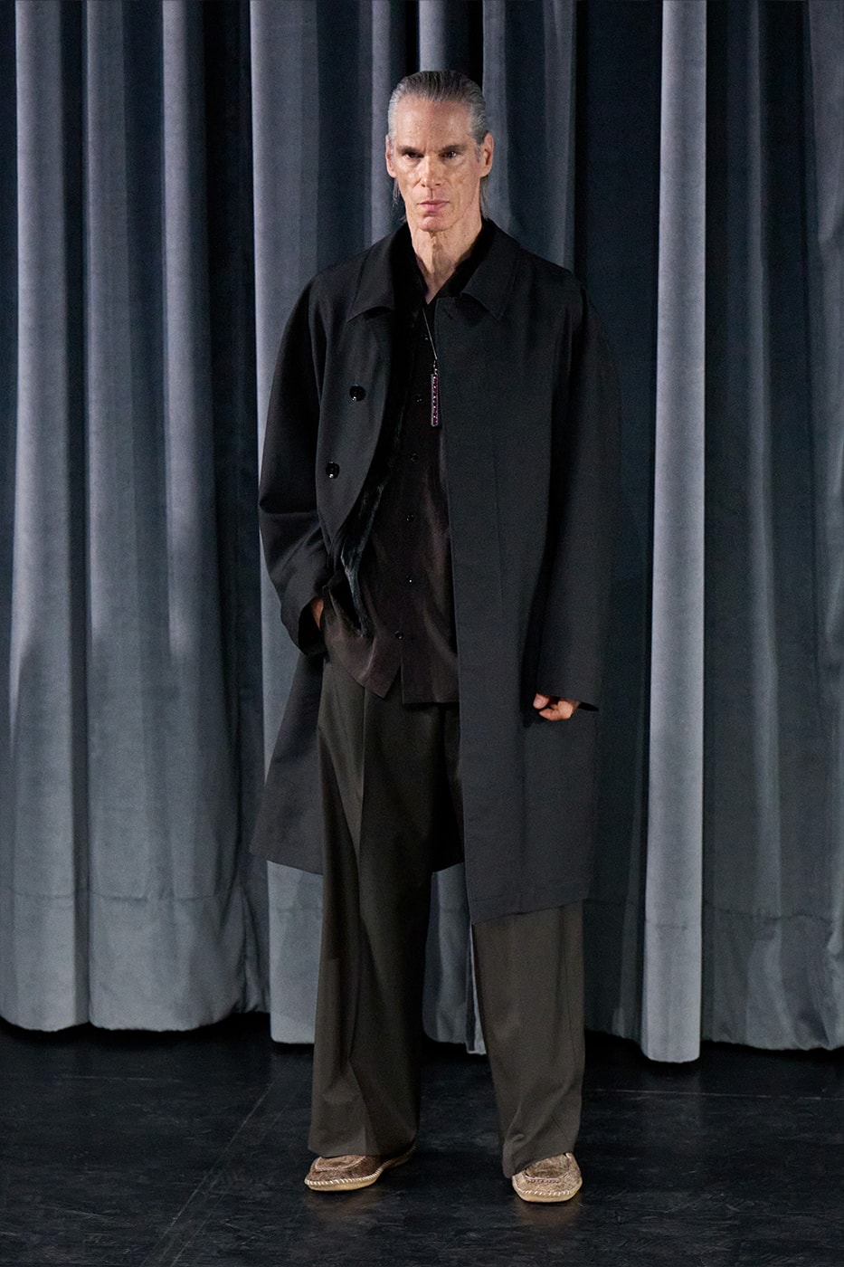 Lemaire Fall/Winter 2026 Paris Fashion Week Runway Collection Lemaire FW26 Is a Theatrical Metamorphosis of Form