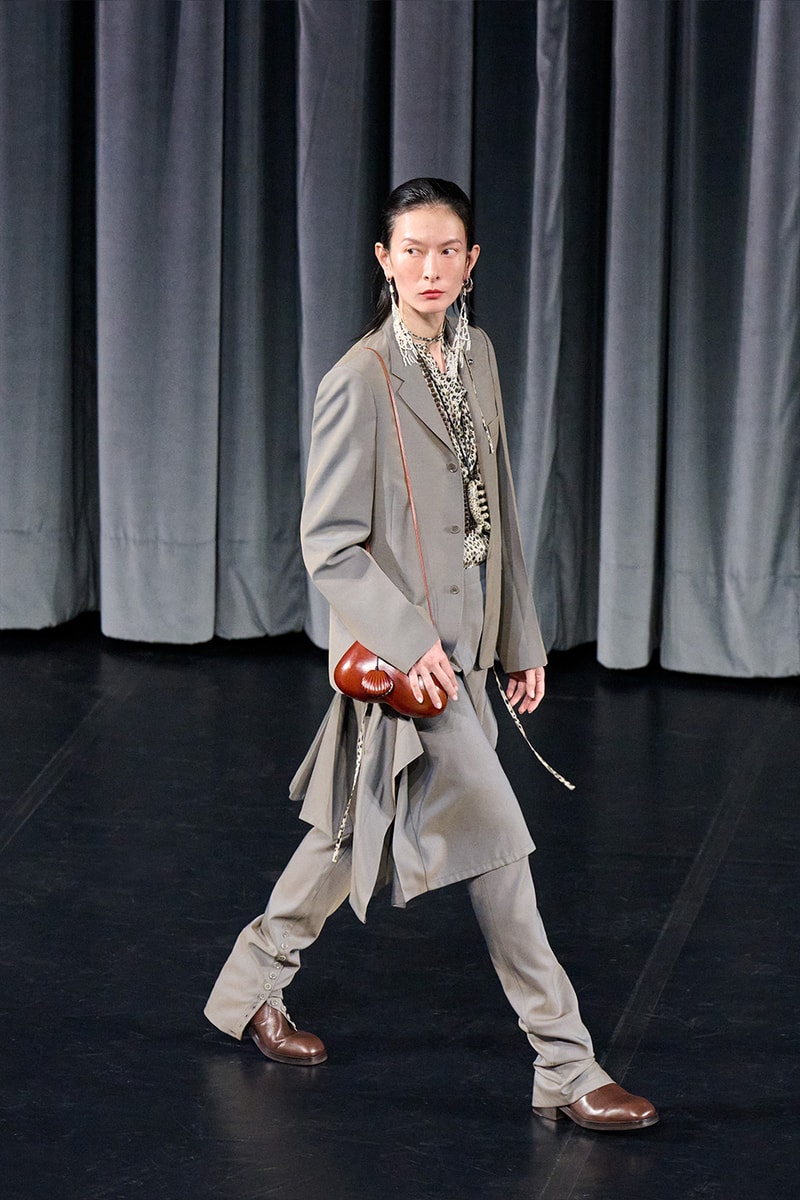 Lemaire Fall/Winter 2026 Paris Fashion Week Runway Collection Lemaire FW26 Is a Theatrical Metamorphosis of Form