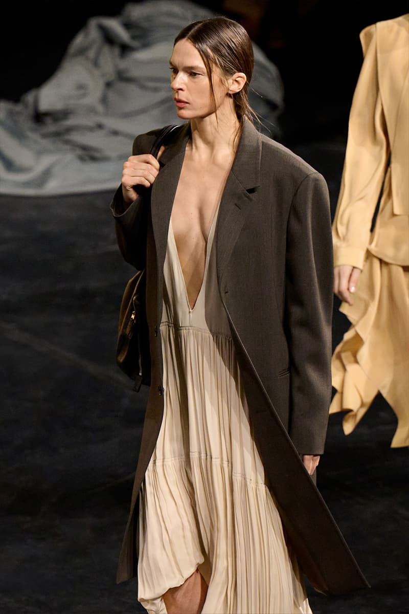 Lemaire Fall/Winter 2026 Paris Fashion Week Runway Collection Lemaire FW26 Is a Theatrical Metamorphosis of Form