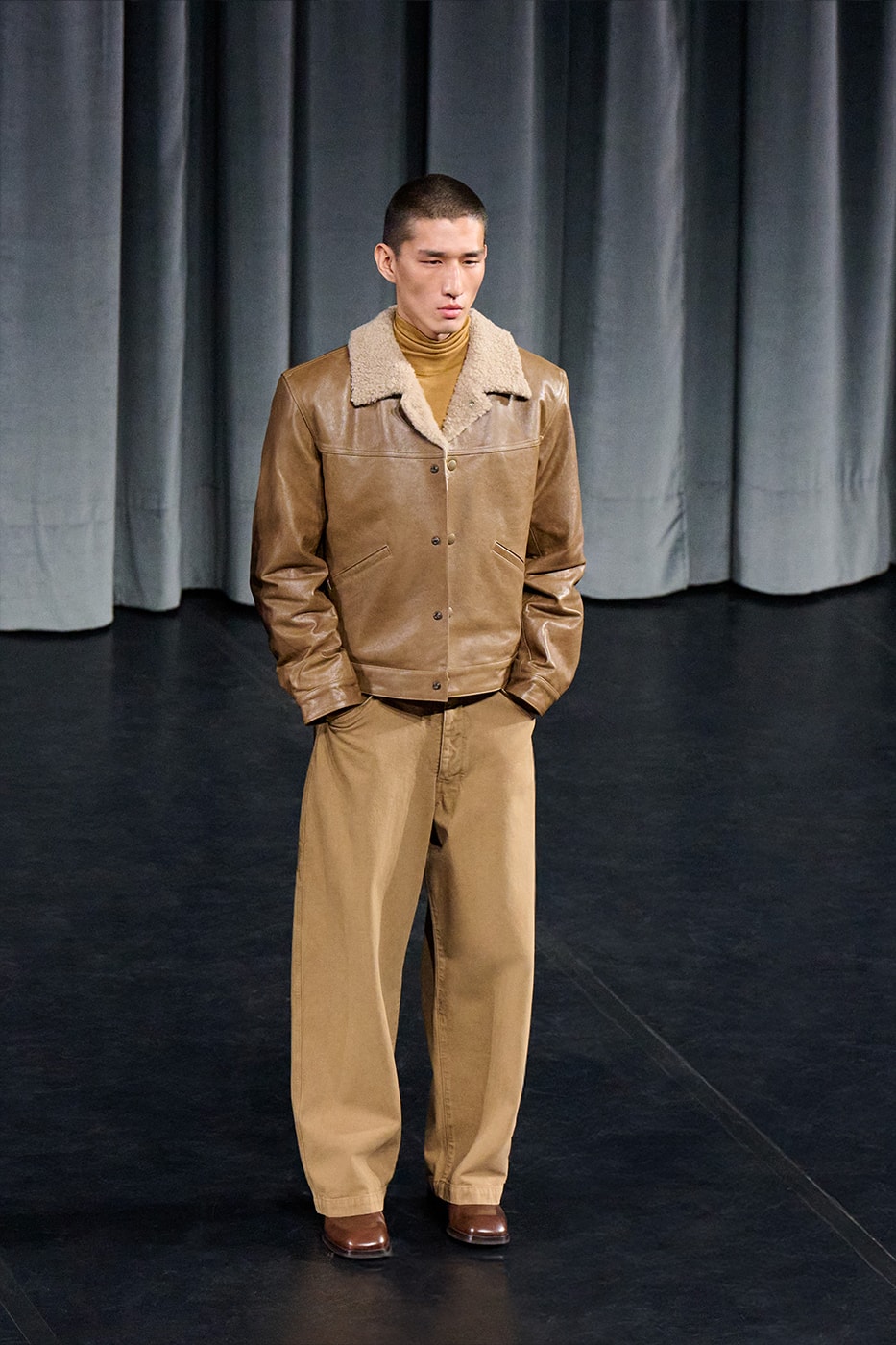 Lemaire Fall/Winter 2026 Paris Fashion Week Runway Collection Lemaire FW26 Is a Theatrical Metamorphosis of Form