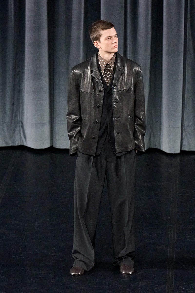 Lemaire Fall/Winter 2026 Paris Fashion Week Runway Collection Lemaire FW26 Is a Theatrical Metamorphosis of Form