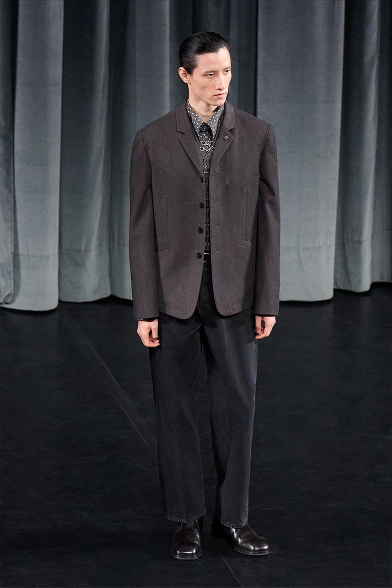 Lemaire Fall/Winter 2026 Paris Fashion Week Runway Collection Lemaire FW26 Is a Theatrical Metamorphosis of Form