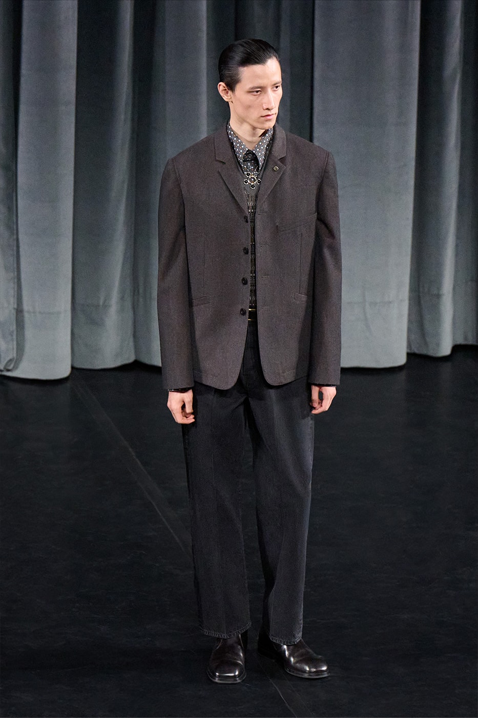 Lemaire Fall/Winter 2026 Paris Fashion Week Runway Collection Lemaire FW26 Is a Theatrical Metamorphosis of Form