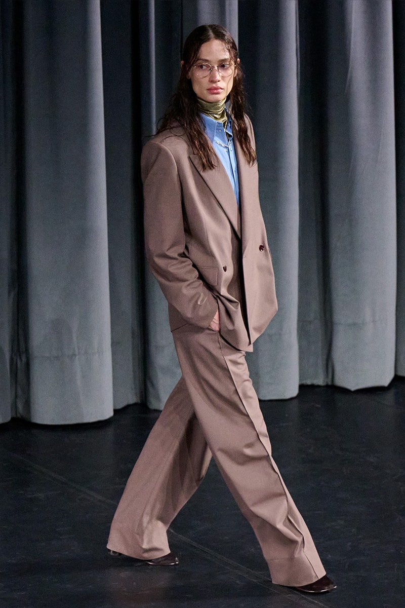 Lemaire Fall/Winter 2026 Paris Fashion Week Runway Collection Lemaire FW26 Is a Theatrical Metamorphosis of Form