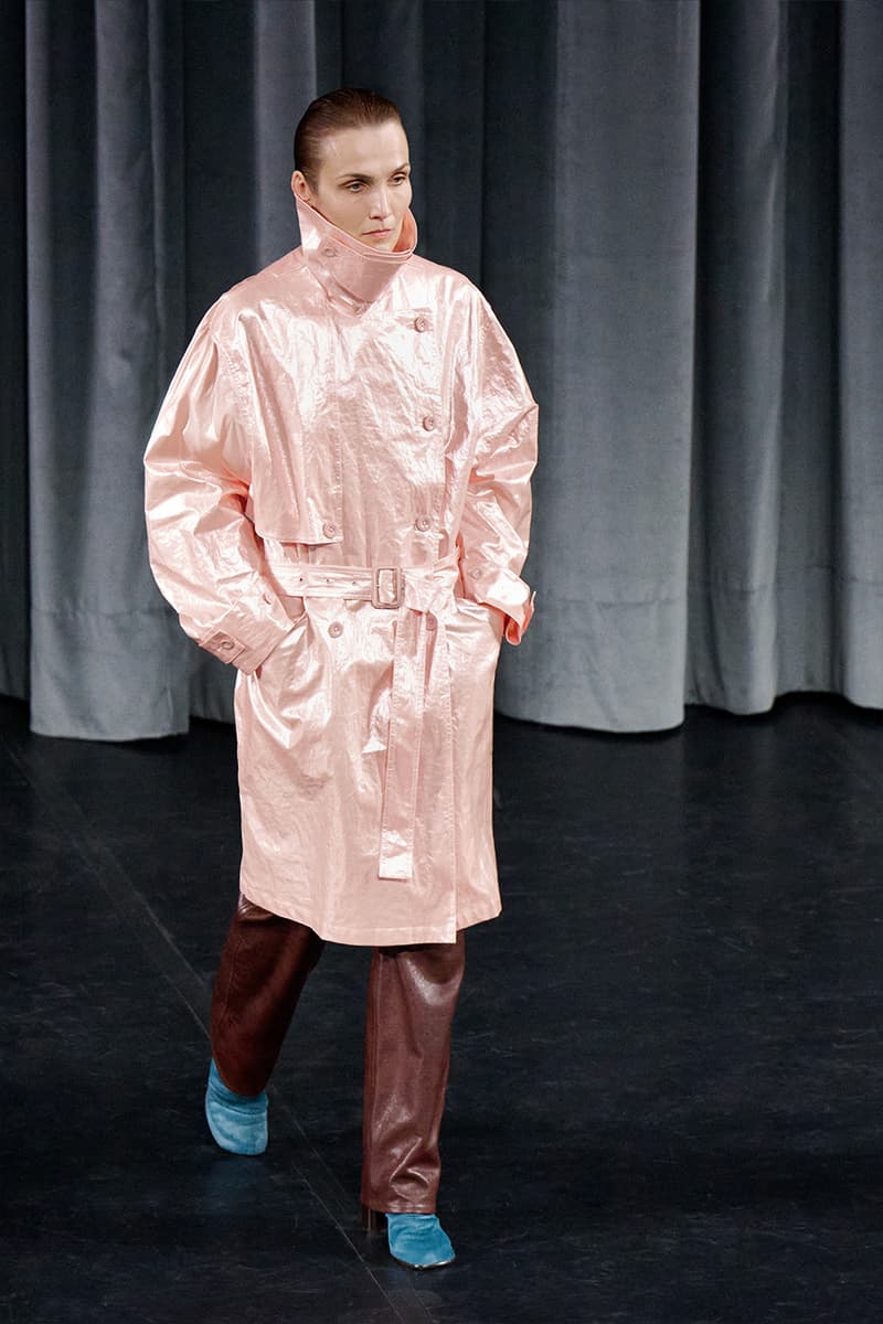 Lemaire Fall/Winter 2026 Paris Fashion Week Runway Collection Lemaire FW26 Is a Theatrical Metamorphosis of Form
