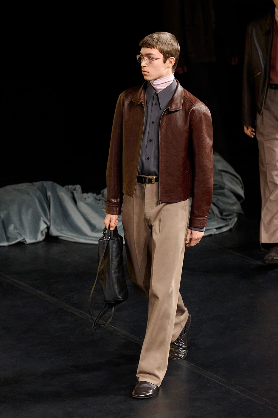 Lemaire Fall/Winter 2026 Paris Fashion Week Runway Collection Lemaire FW26 Is a Theatrical Metamorphosis of Form