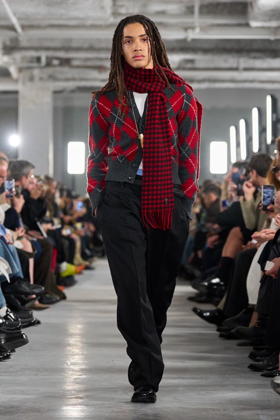 AMI Fall/Winter 2026 Collection Paris Fashion Week Runway Alexandre Mattiussi Champs-Élysées