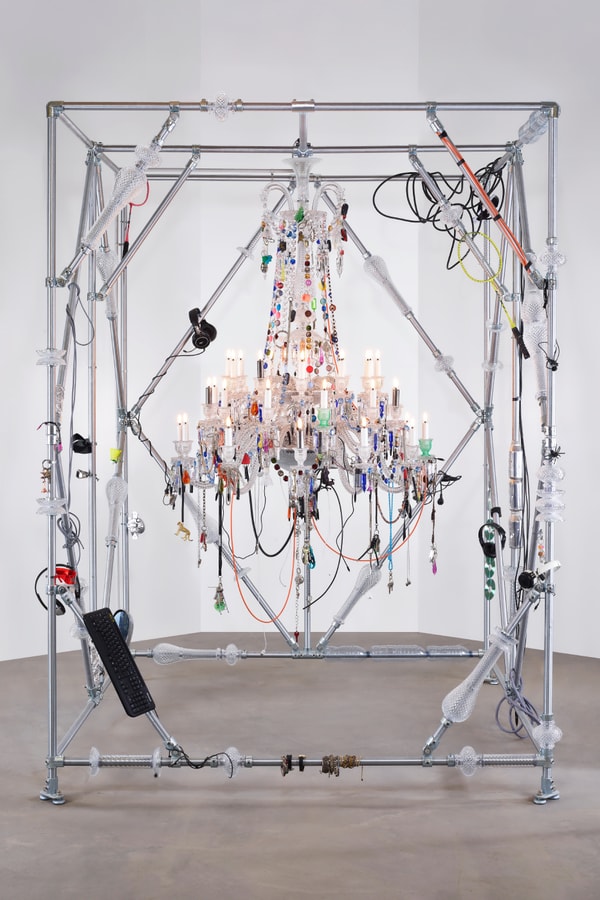 Baccarat Harry Nuriev Collection Zénith chandelier Harcourt Glass Sirius crystal ball Info