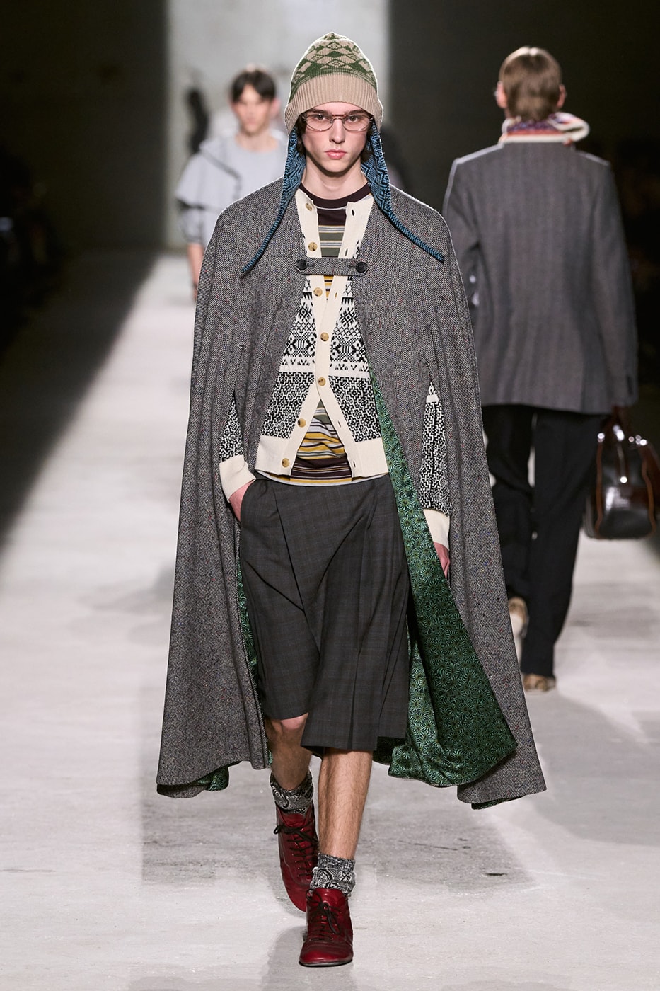 Dries Van Noten Fall/Winter 2026 Paris Fashion Week Runway Collection
