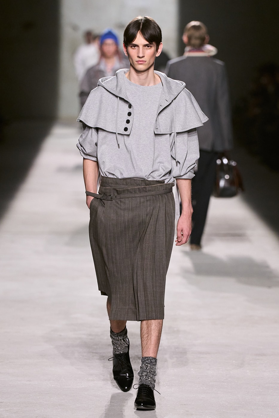 Dries Van Noten Fall/Winter 2026 Paris Fashion Week Runway Collection