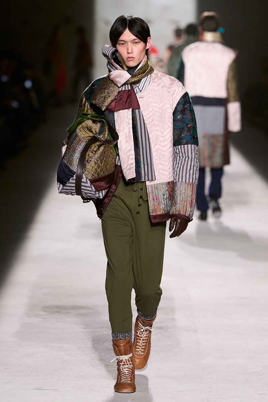 Dries Van Noten Fall/Winter 2026 Paris Fashion Week Runway Collection