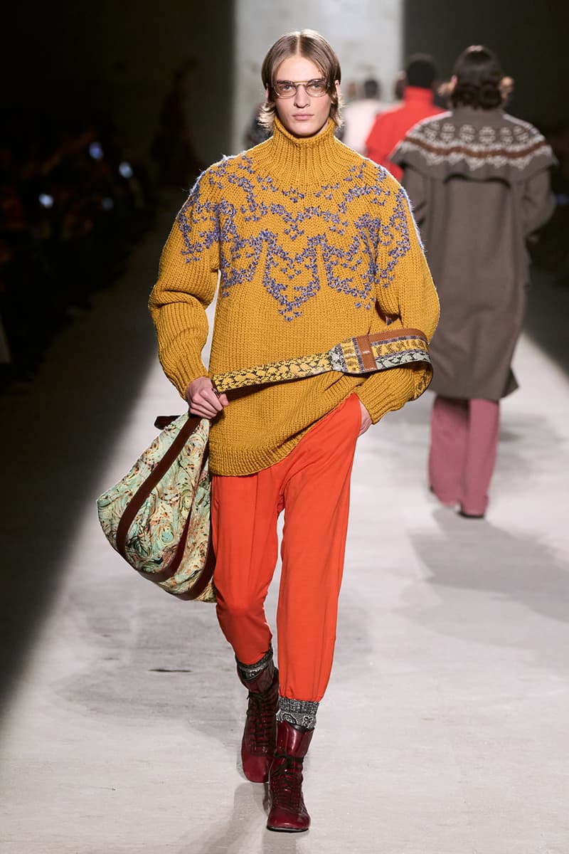 Dries Van Noten Fall/Winter 2026 Paris Fashion Week Runway Collection